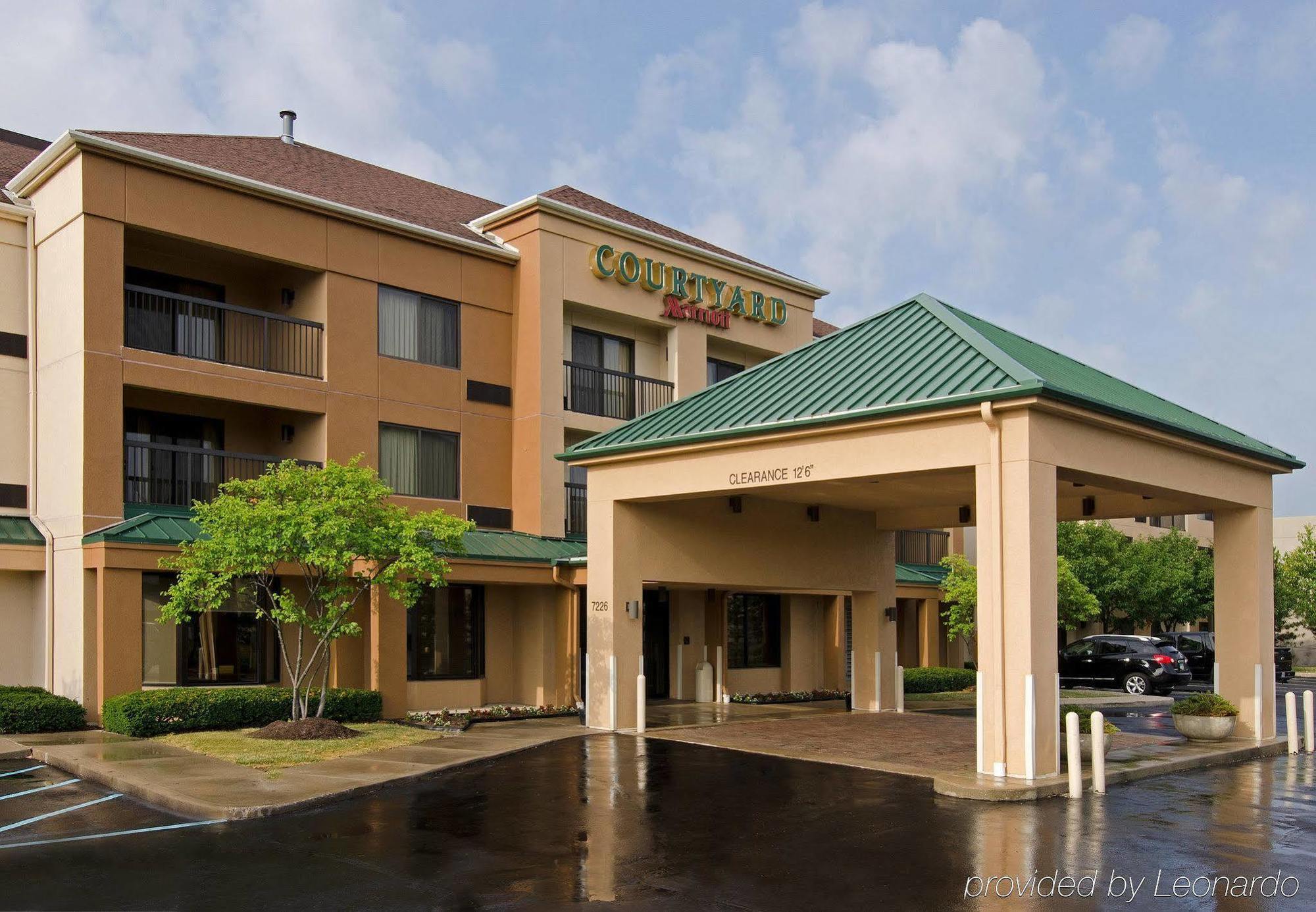 Готель Courtyard Indianapolis Northwest Екстер'єр фото